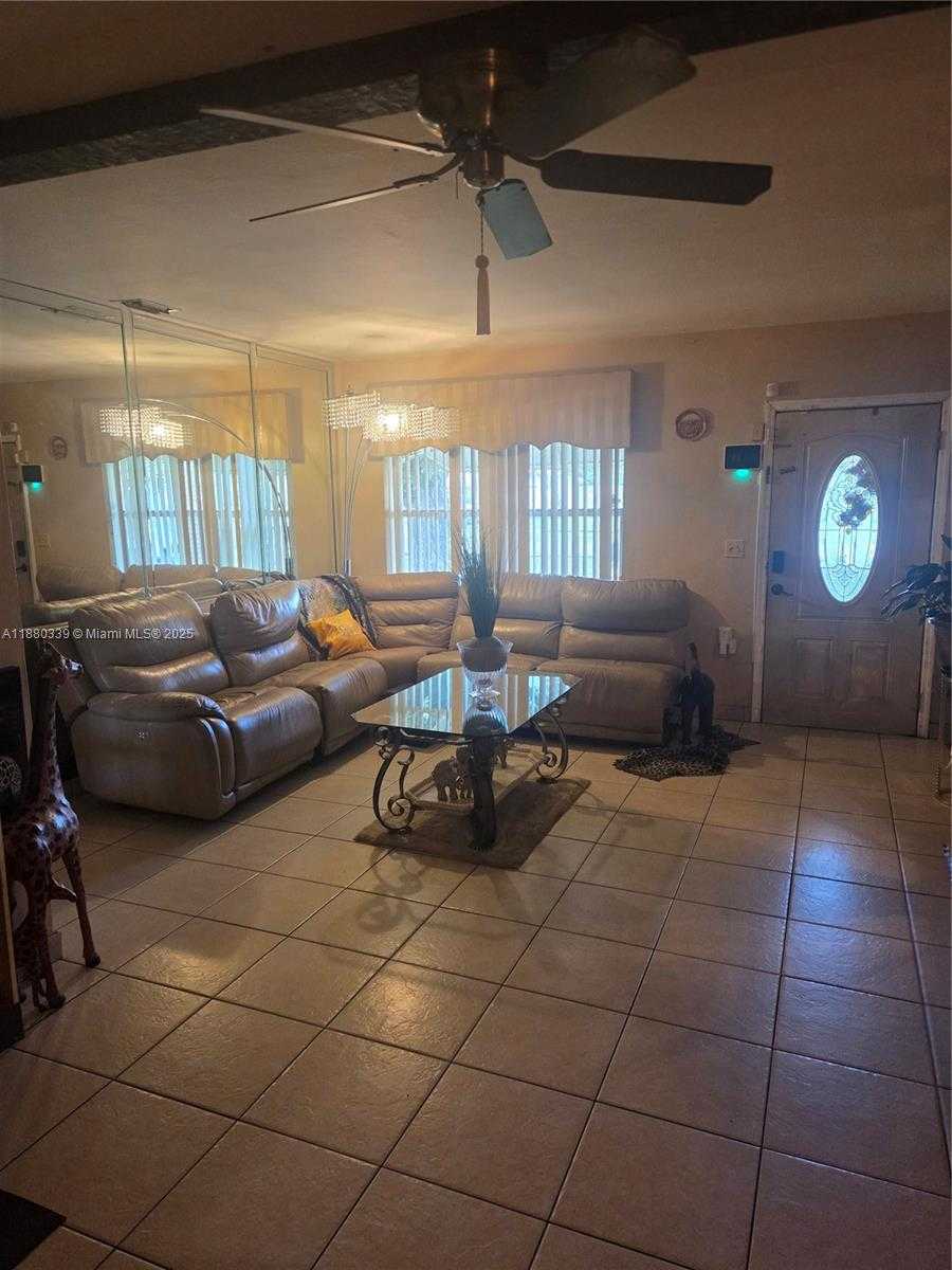 Small Image of 393 FLORIDA AVENUE, Fort Lauderdale Number 2