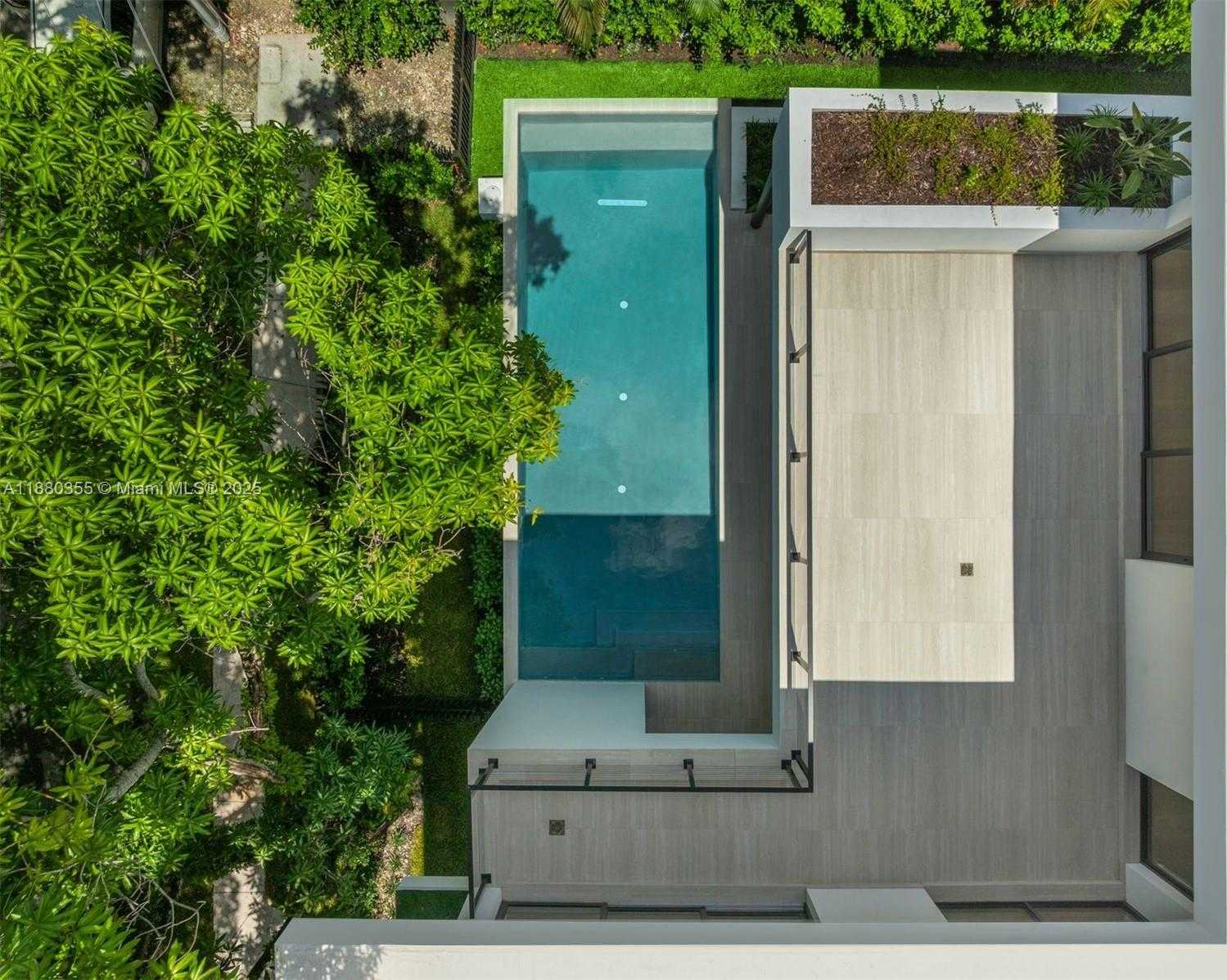 Small Image of 4095 HARDIE AVE, Miami Number 22