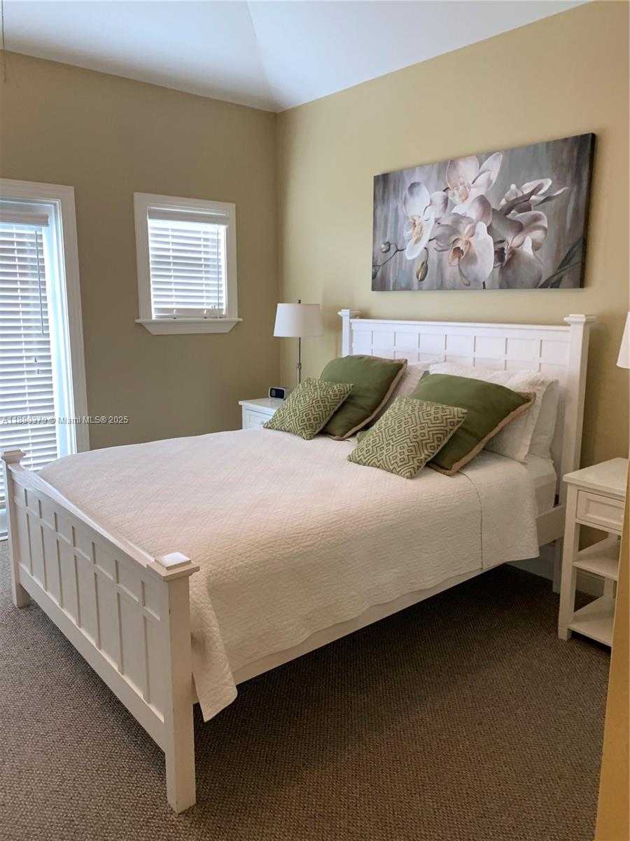 Small Image of 111 ANGLERS WAY, Islamorada Number 19