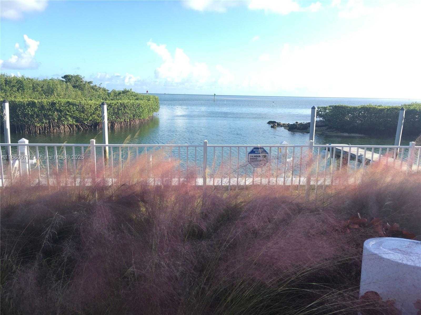 Small Image of 111 ANGLERS WAY, Islamorada Number 38