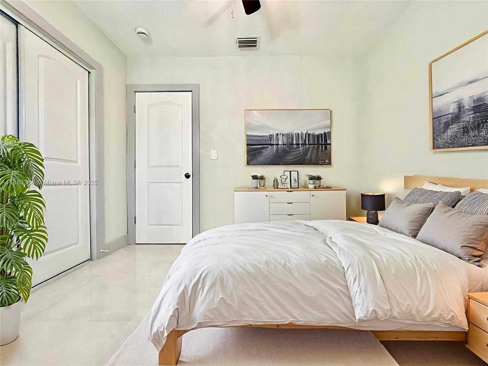 Small Image of 3420 NORTH WEST 2ND ST, Lauderhill Number 22