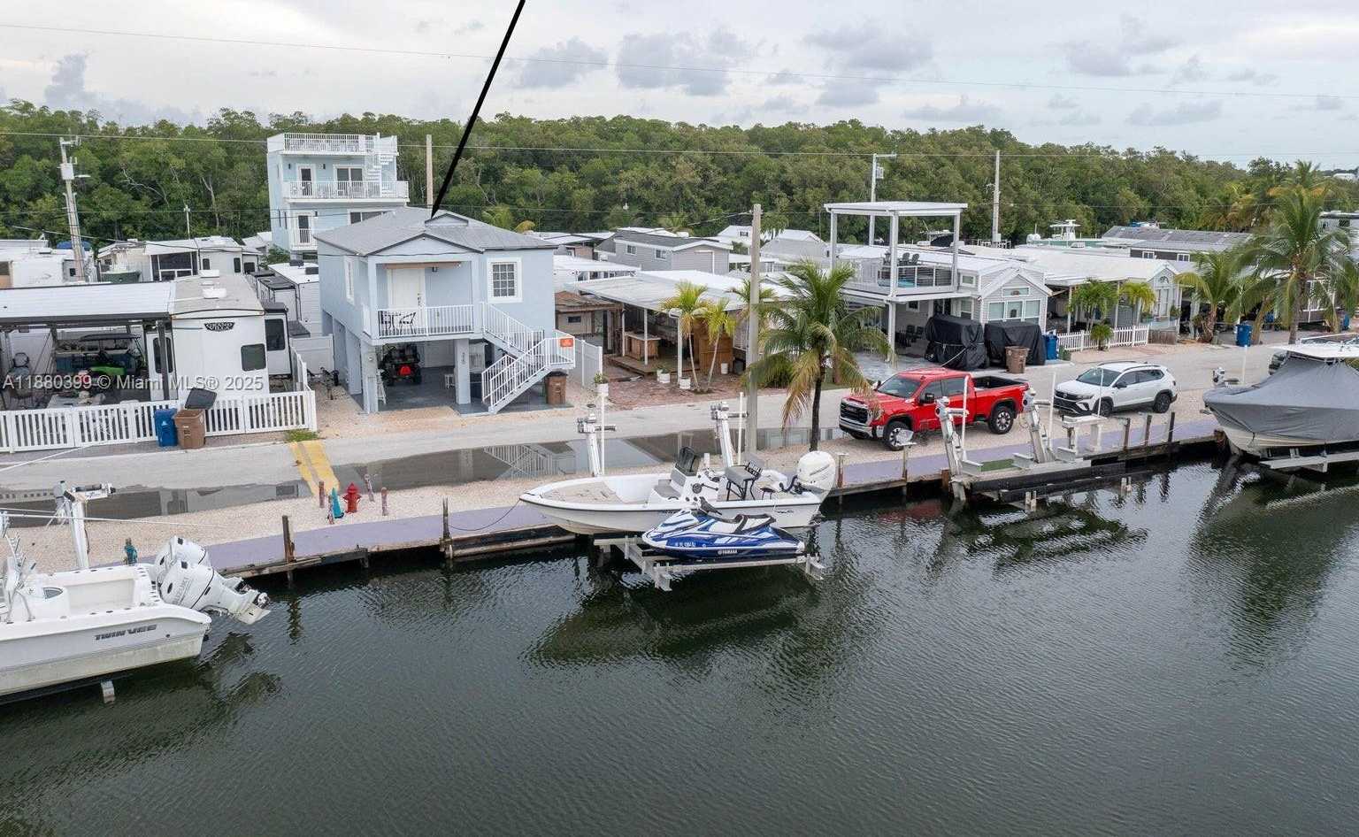 Small Image of 325 CALUSA ST #320, Key Largo Number 15
