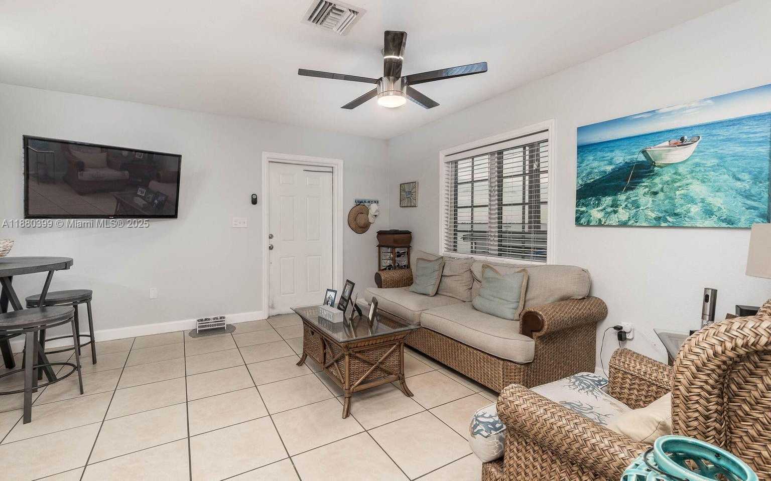 Small Image of 325 CALUSA ST #320, Key Largo Number 19