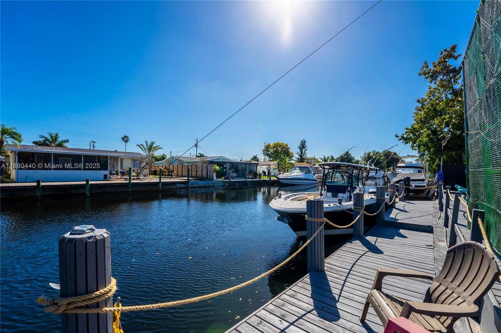 Small Image of 4600 SOUTH WEST 43RD AVE, Dania Beach Number 33