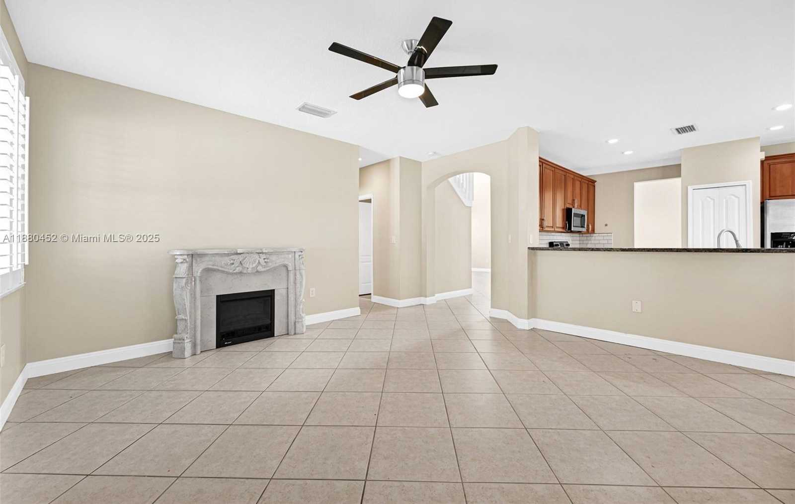 Small Image of 2784 SOUTH WEST 129TH TER, Miramar Number 11