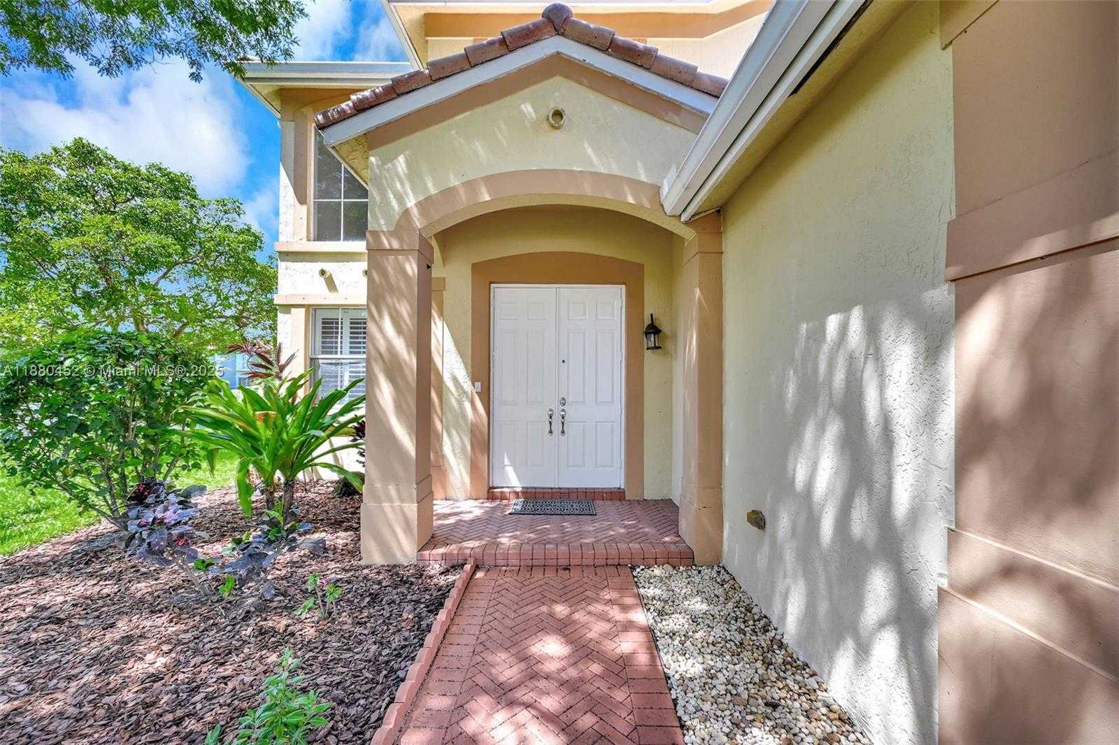 Small Image of 2784 SOUTH WEST 129TH TER, Miramar Number 47