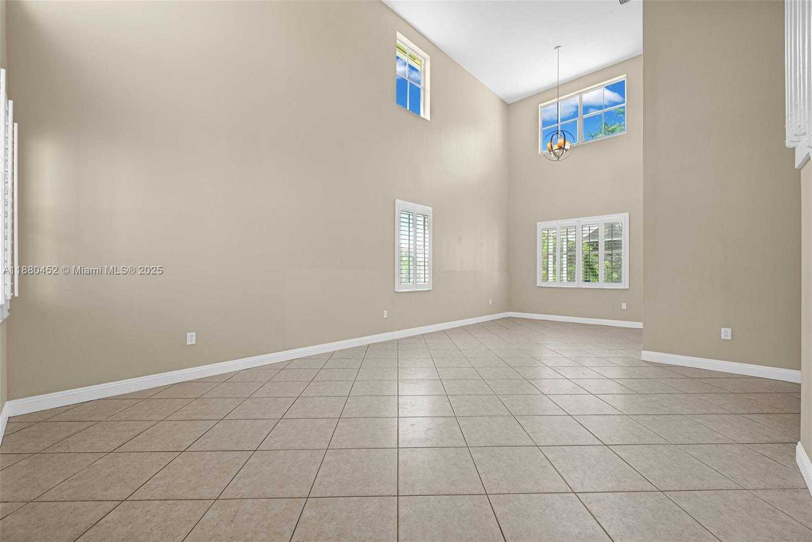 Small Image of 2784 SOUTH WEST 129TH TER, Miramar Number 5