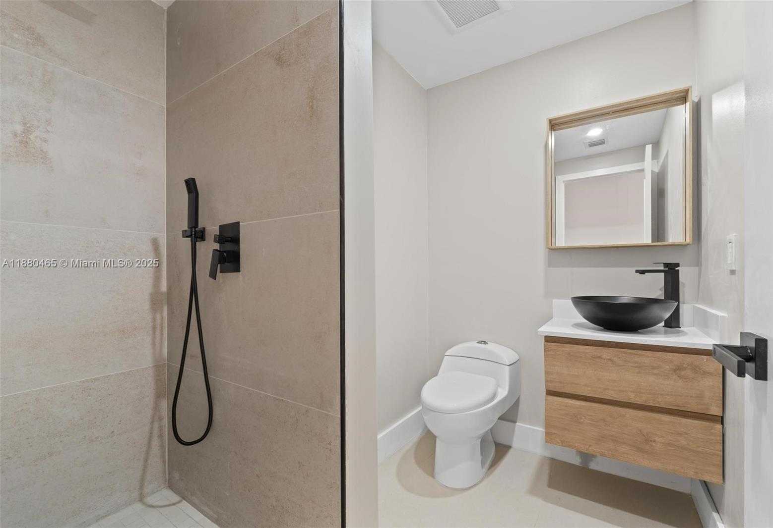 Small Image of 1516 SOUTH WEST 30TH TER, Fort Lauderdale Number 17
