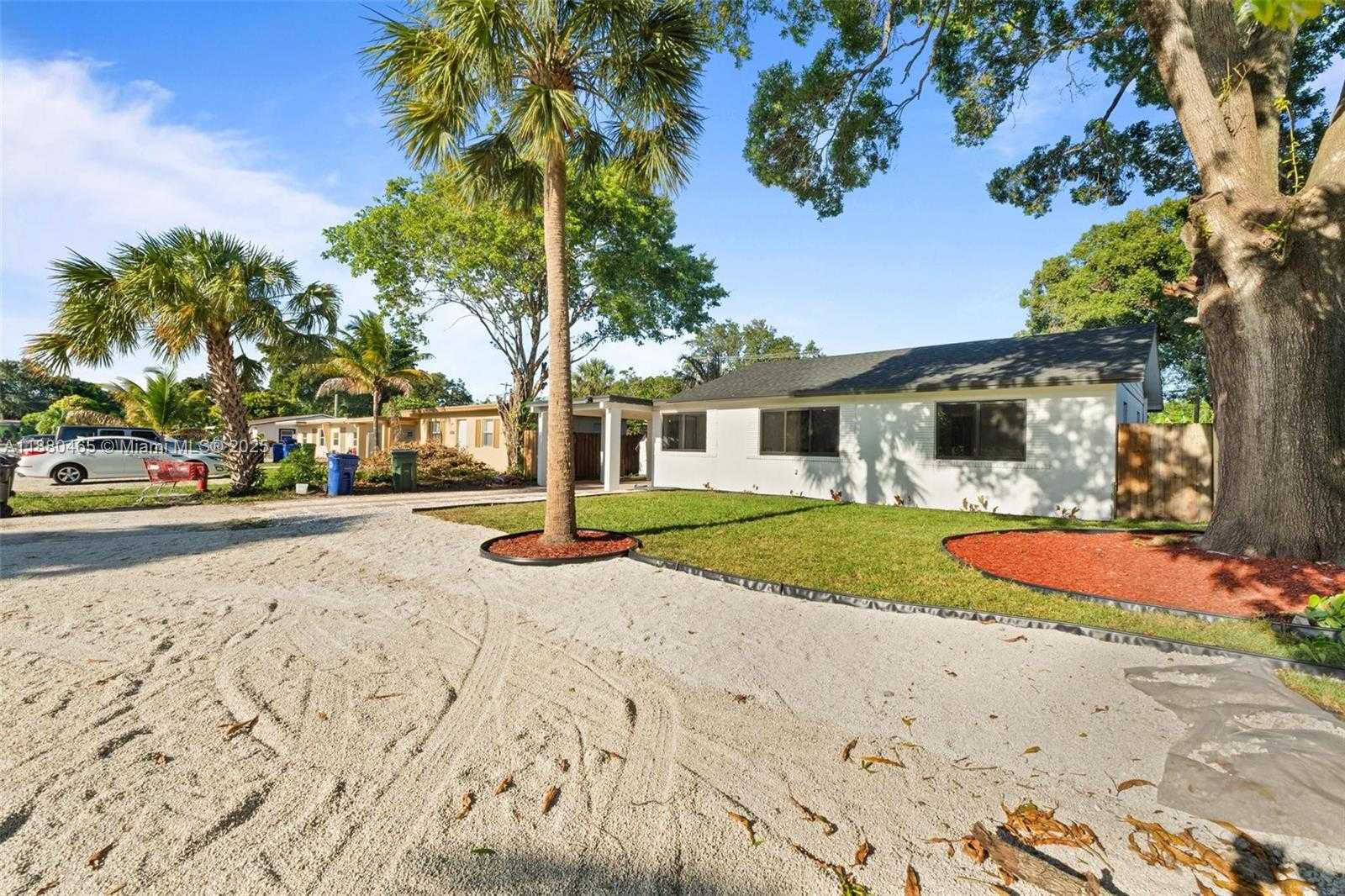 Small Image of 1516 SOUTH WEST 30TH TER, Fort Lauderdale Number 24