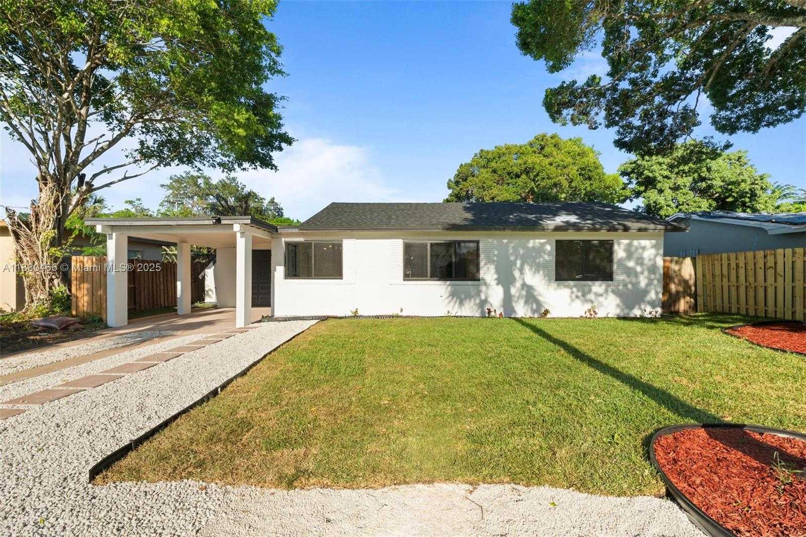 Small Image of 1516 SOUTH WEST 30TH TER, Fort Lauderdale Number 26