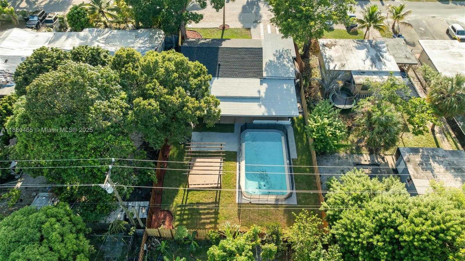 Small Image of 1516 SOUTH WEST 30TH TER, Fort Lauderdale Number 35