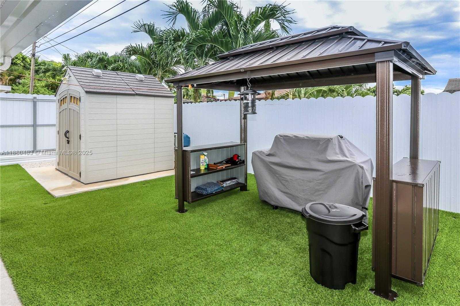 Small Image of 7280 SOUTH WEST 13TH ST, Miami Number 16