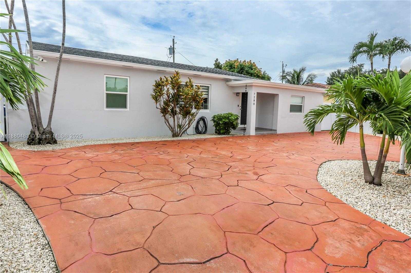 Small Image of 7280 SOUTH WEST 13TH ST, Miami Number 2