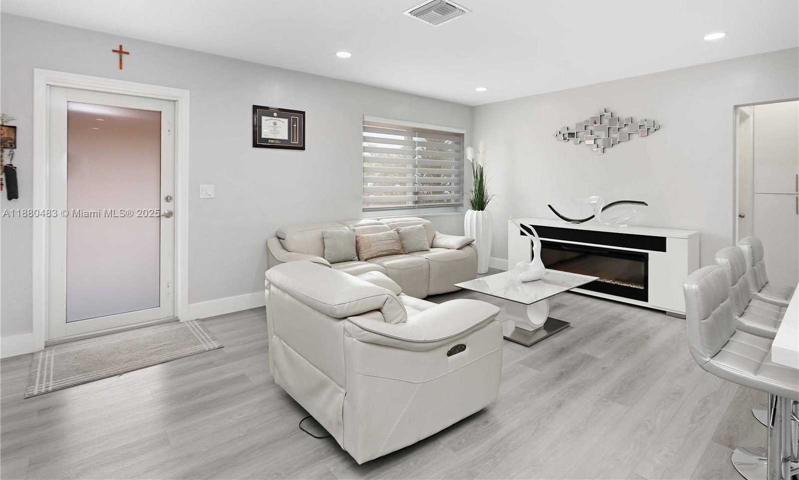 Small Image of 7280 SOUTH WEST 13TH ST, Miami Number 24