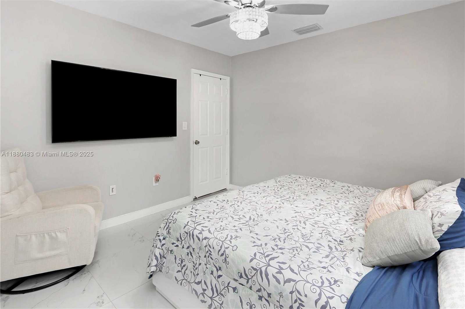 Small Image of 7280 SOUTH WEST 13TH ST, Miami Number 36