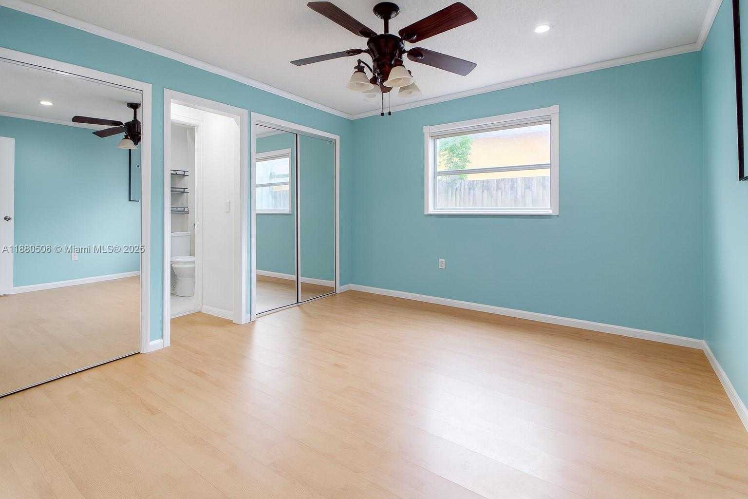 Small Image of 8930 NORTH WEST 11TH ST, Pembroke Pines Number 28
