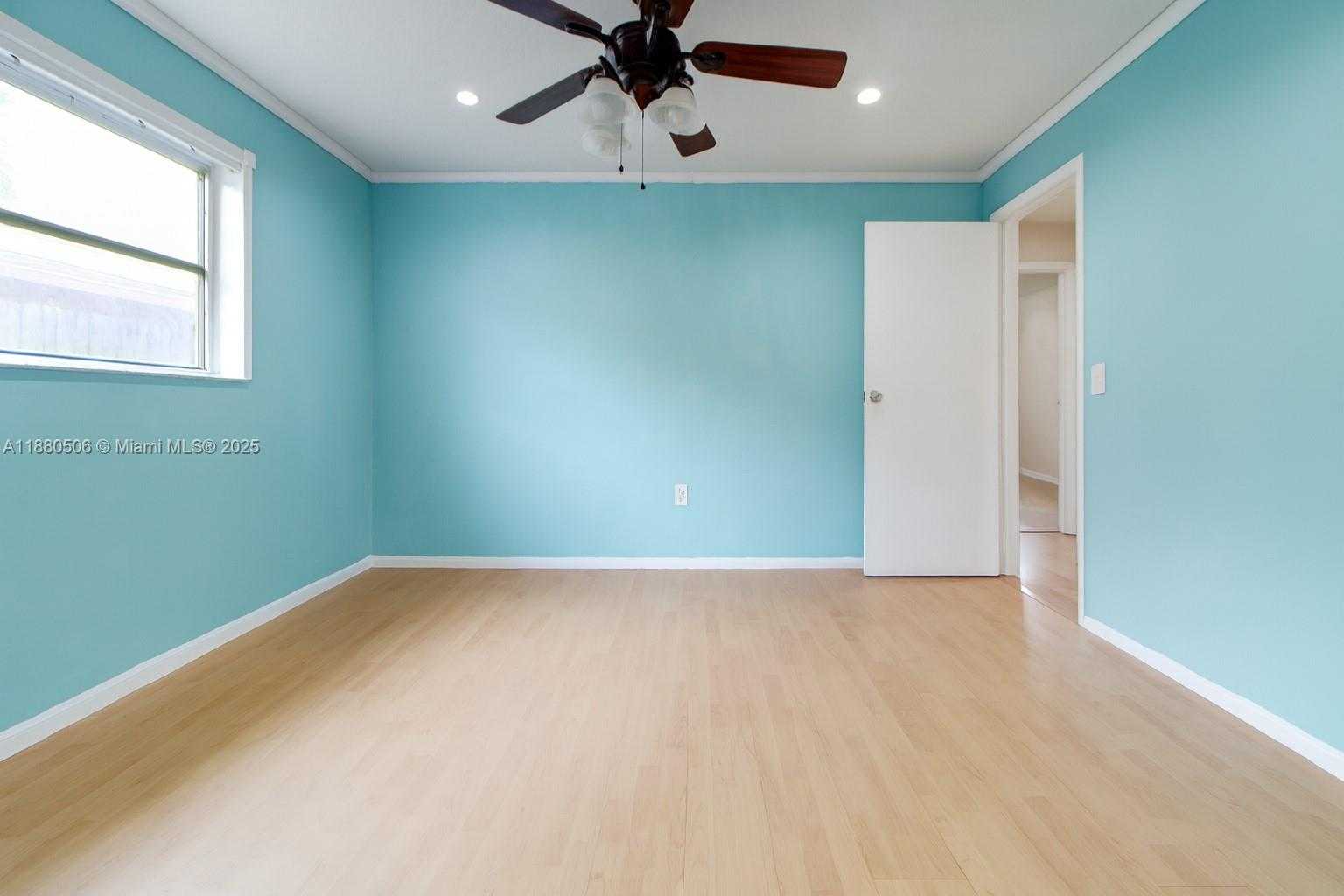Small Image of 8930 NORTH WEST 11TH ST, Pembroke Pines Number 29