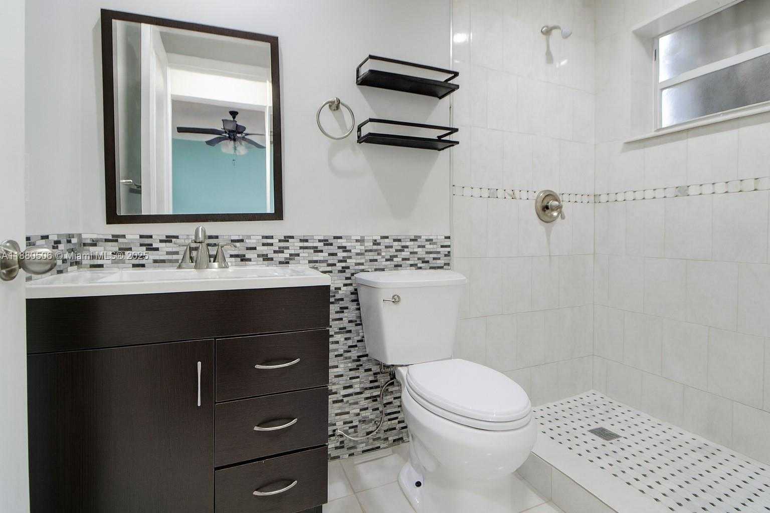 Small Image of 8930 NORTH WEST 11TH ST, Pembroke Pines Number 31