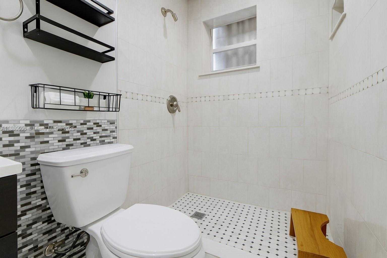 Small Image of 8930 NORTH WEST 11TH ST, Pembroke Pines Number 32