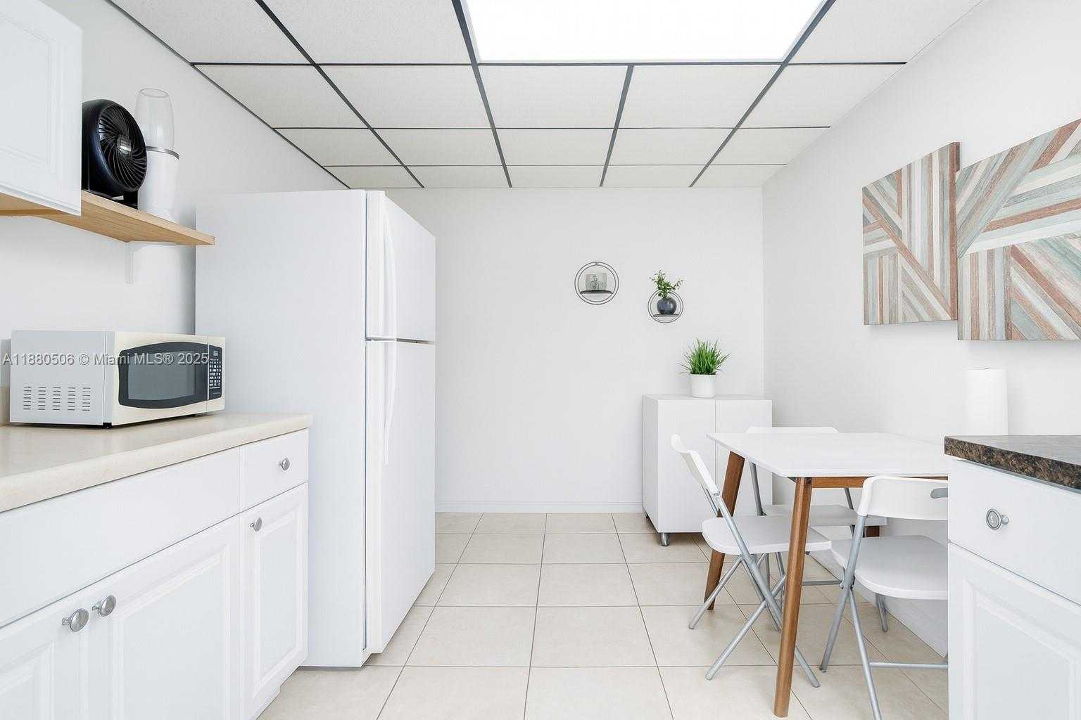 Small Image of 8930 NORTH WEST 11TH ST, Pembroke Pines Number 43