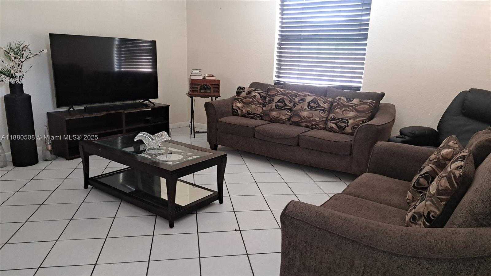 Small Image of 7620 NORTH WEST 32ND PL, Davie Number 5