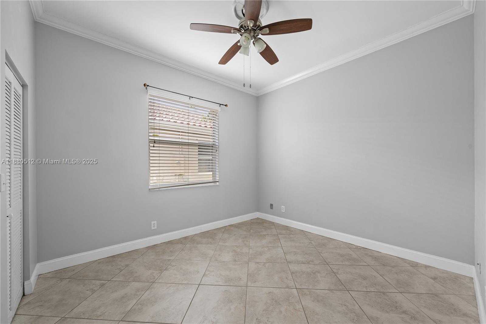Small Image of 1154 NORTH WEST 183RD TER, Pembroke Pines Number 21