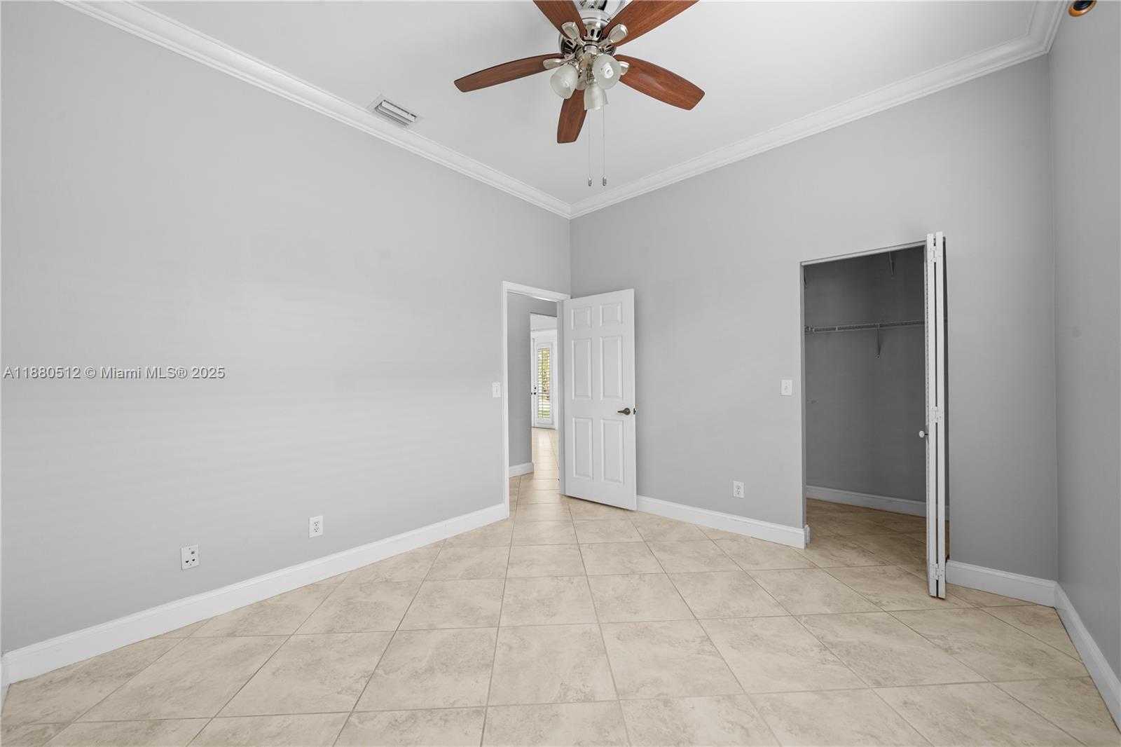 Small Image of 1154 NORTH WEST 183RD TER, Pembroke Pines Number 24