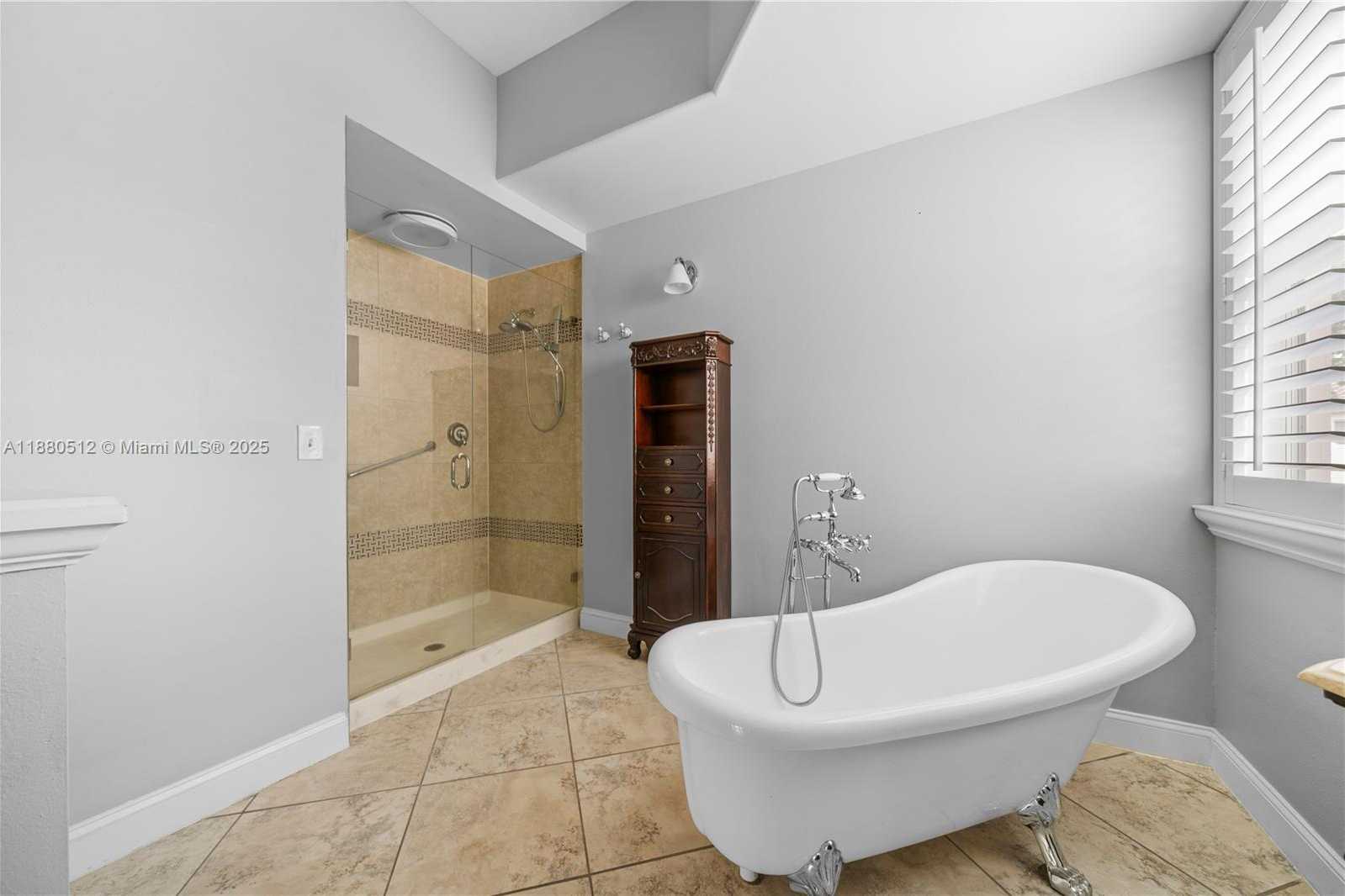 Small Image of 1154 NORTH WEST 183RD TER, Pembroke Pines Number 35