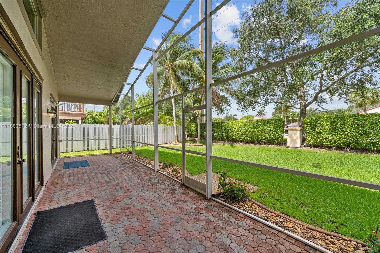 Small Image of 1154 NORTH WEST 183RD TER, Pembroke Pines Number 38