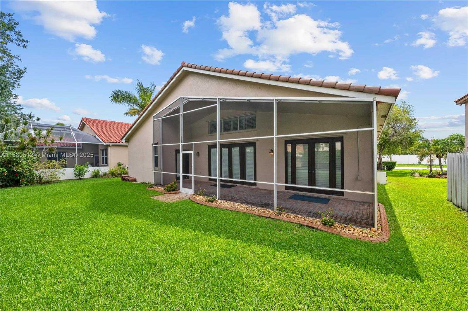 Small Image of 1154 NORTH WEST 183RD TER, Pembroke Pines Number 40
