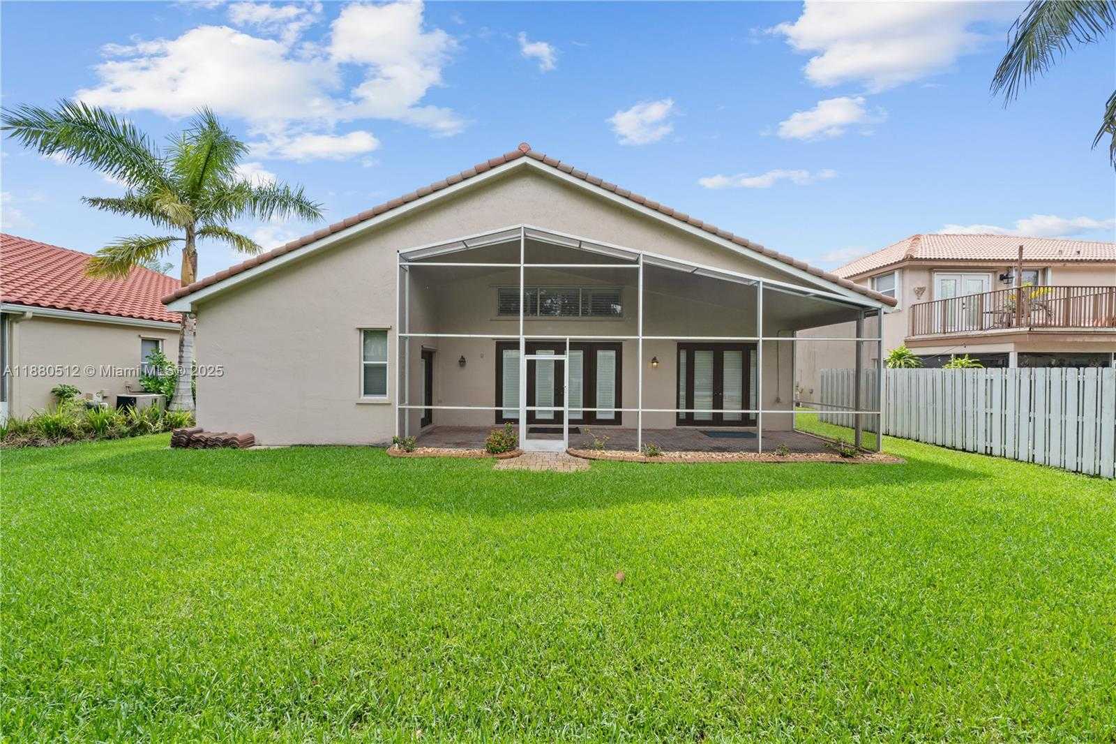Small Image of 1154 NORTH WEST 183RD TER, Pembroke Pines Number 41