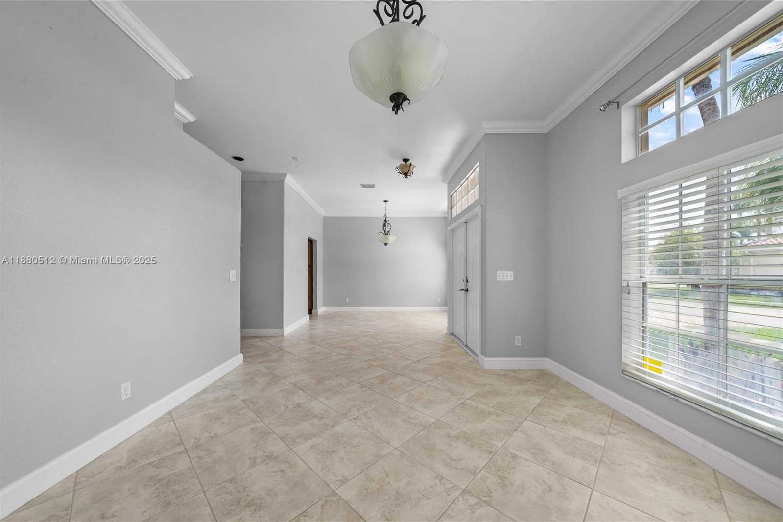 Small Image of 1154 NORTH WEST 183RD TER, Pembroke Pines Number 8