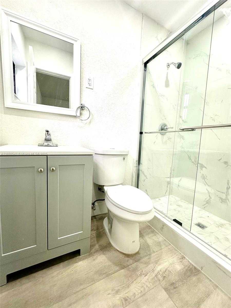 Small Image of 1420 NORTH WEST 174TH ST, Miami Gardens Number 10