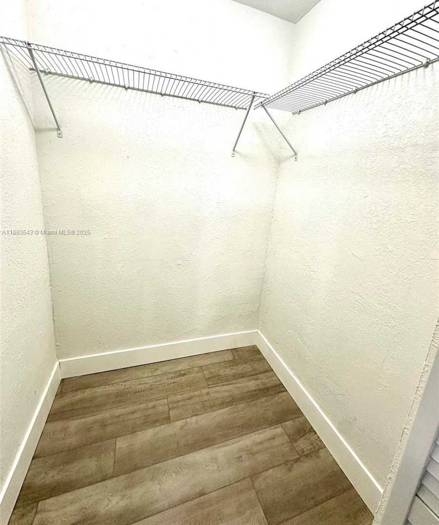 Small Image of 1420 NORTH WEST 174TH ST, Miami Gardens Number 12