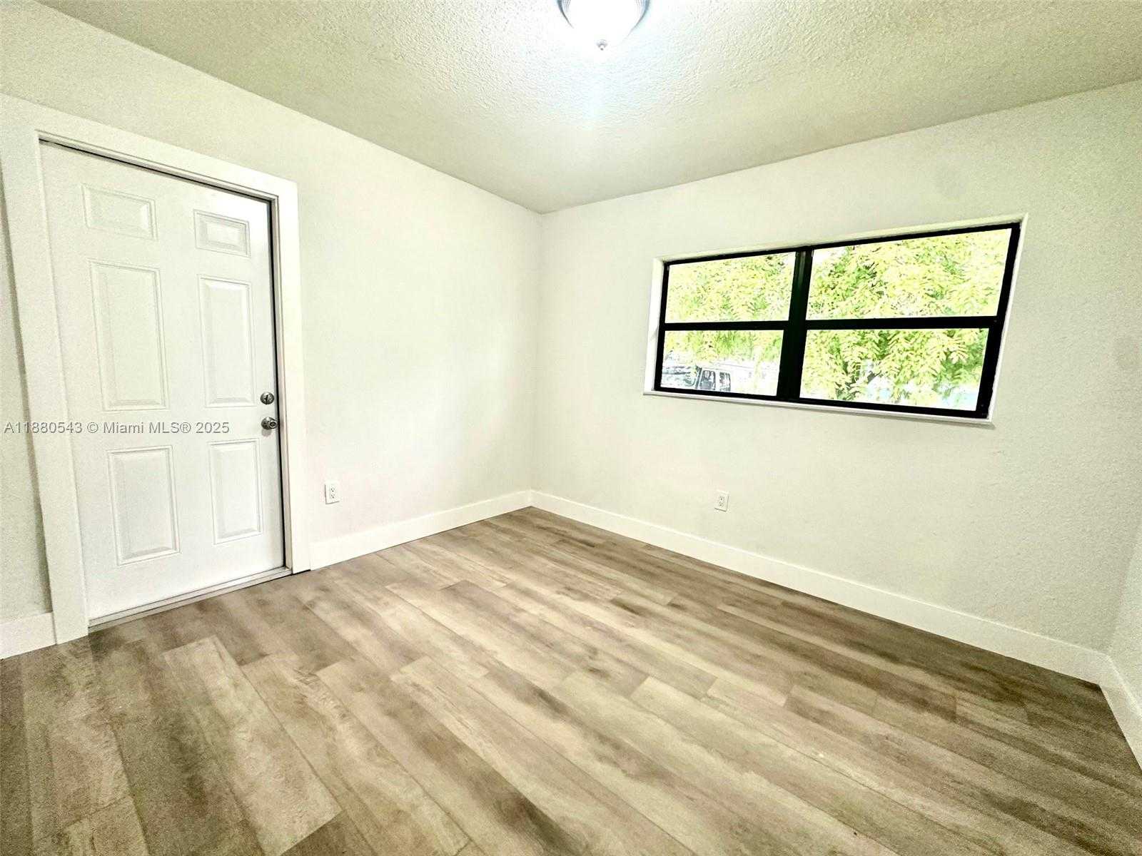 Small Image of 1420 NORTH WEST 174TH ST, Miami Gardens Number 20