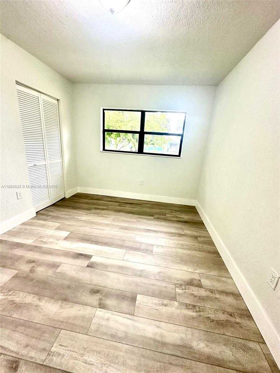 Small Image of 1420 NORTH WEST 174TH ST, Miami Gardens Number 21