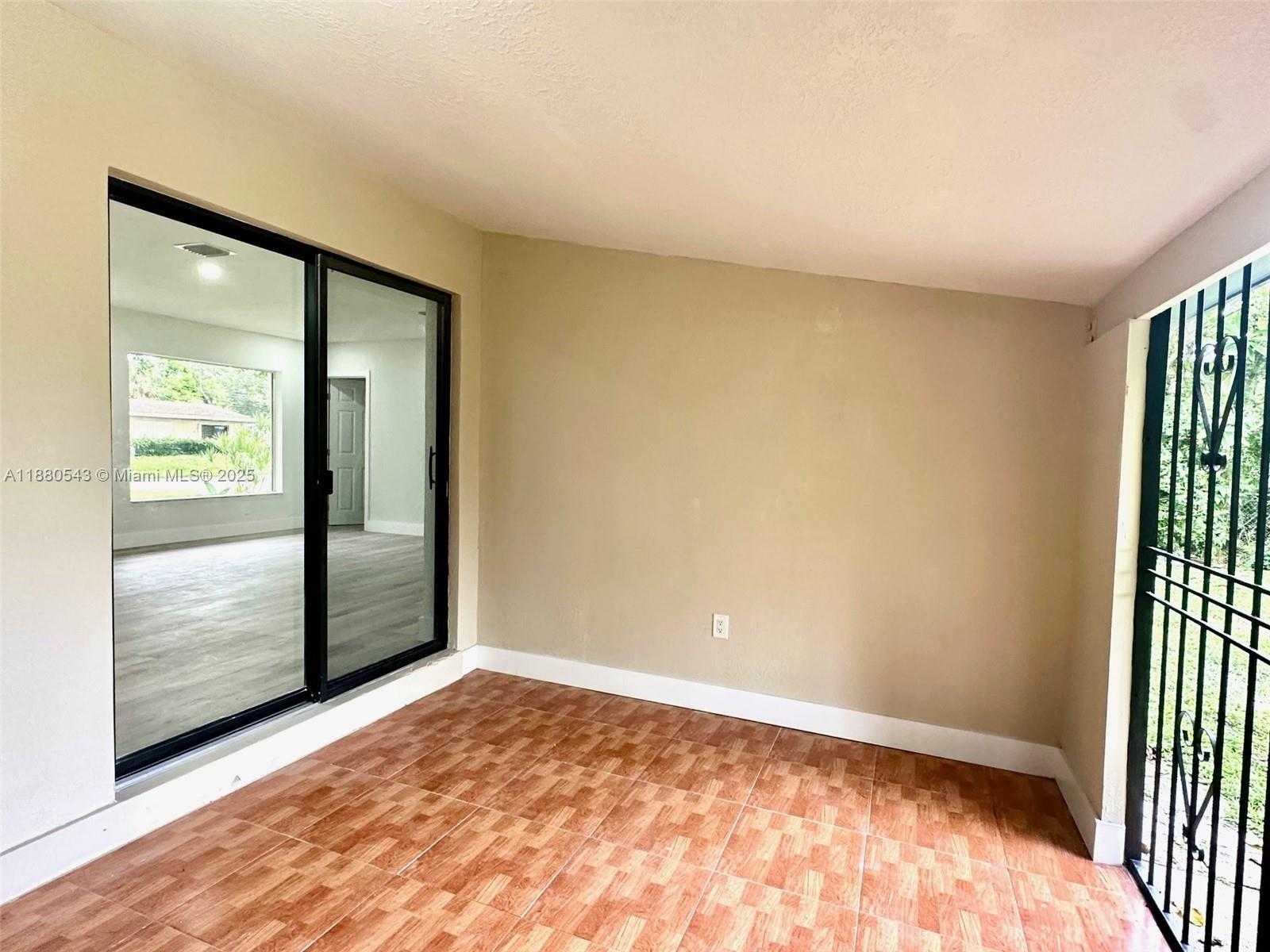 Small Image of 1420 NORTH WEST 174TH ST, Miami Gardens Number 27