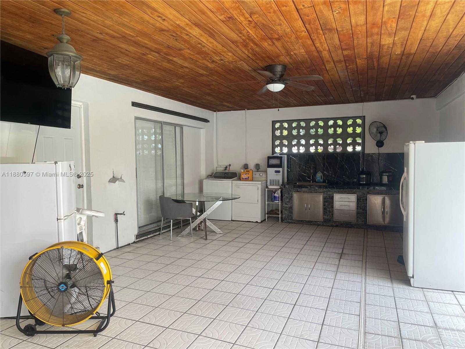 Small Image of 610 NORTH WEST 16TH ST, Homestead Number 21