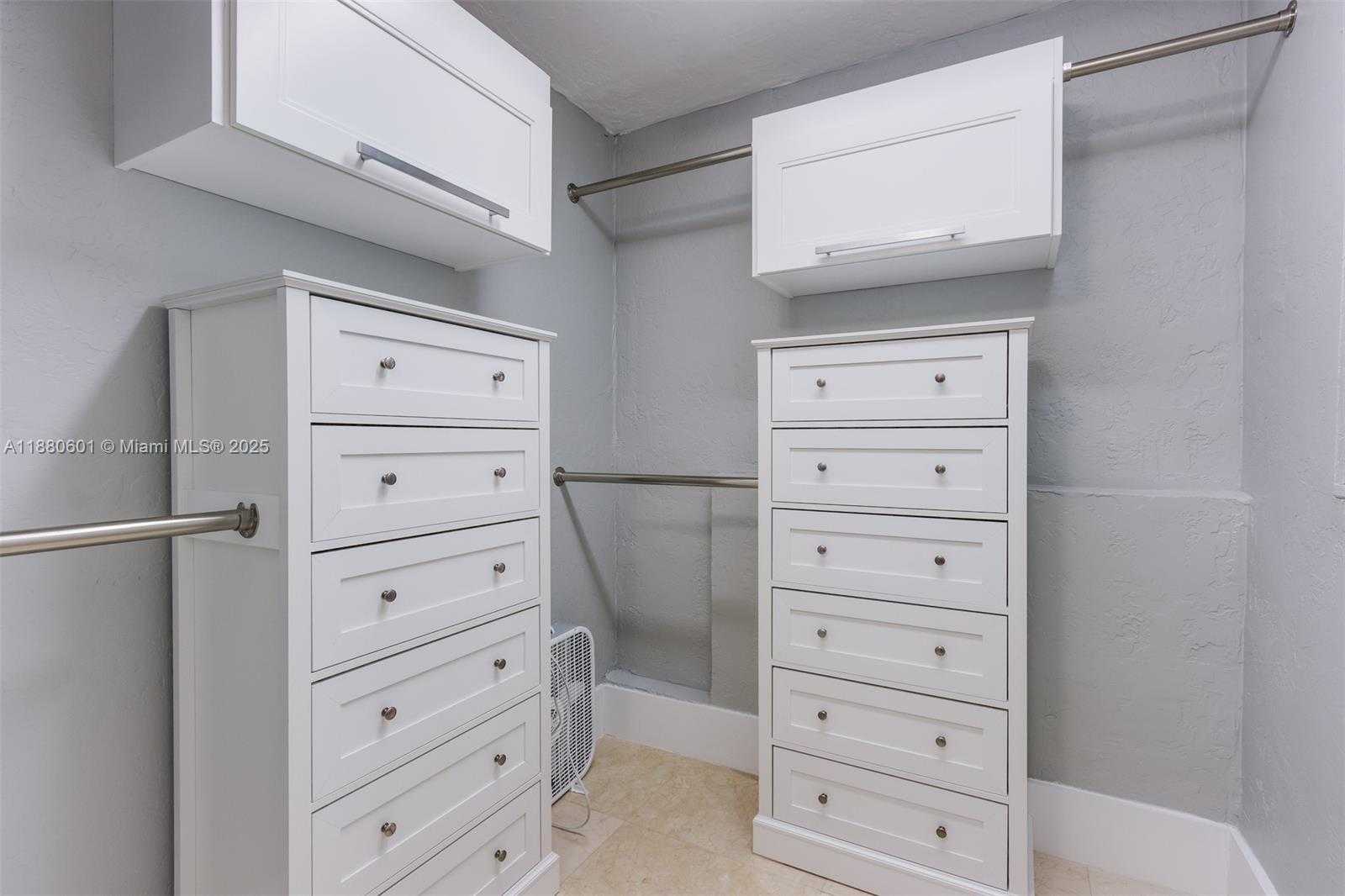 Small Image of 1998 SOUTH WEST 16TH CT, Fort Lauderdale Number 46