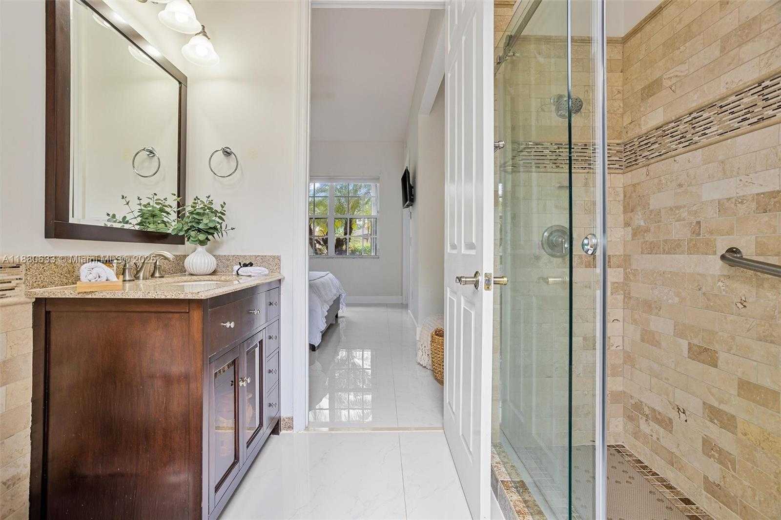 Small Image of 15998 SOUTH WEST 3RD ST, Pembroke Pines Number 30