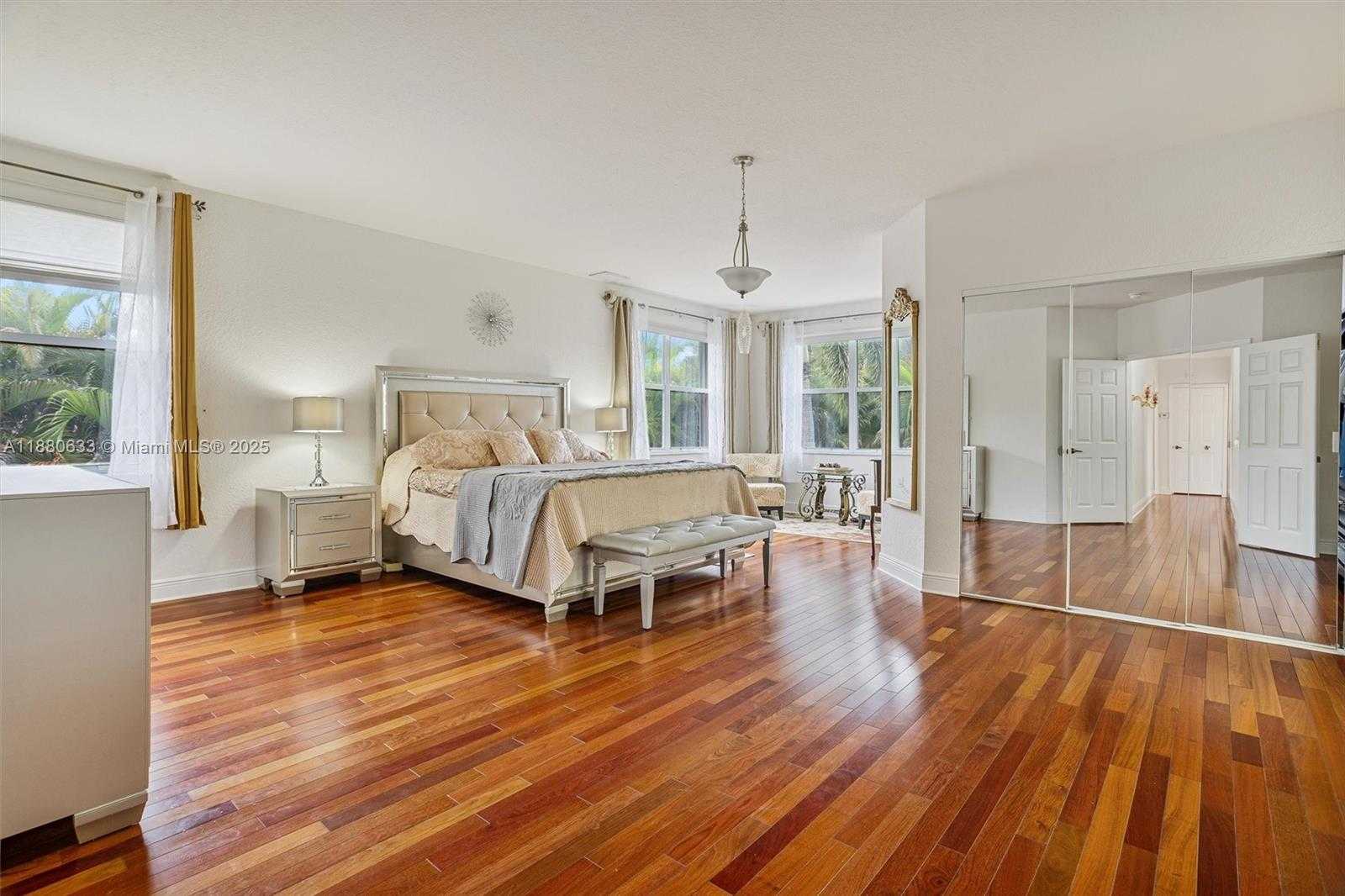 Small Image of 15998 SOUTH WEST 3RD ST, Pembroke Pines Number 34