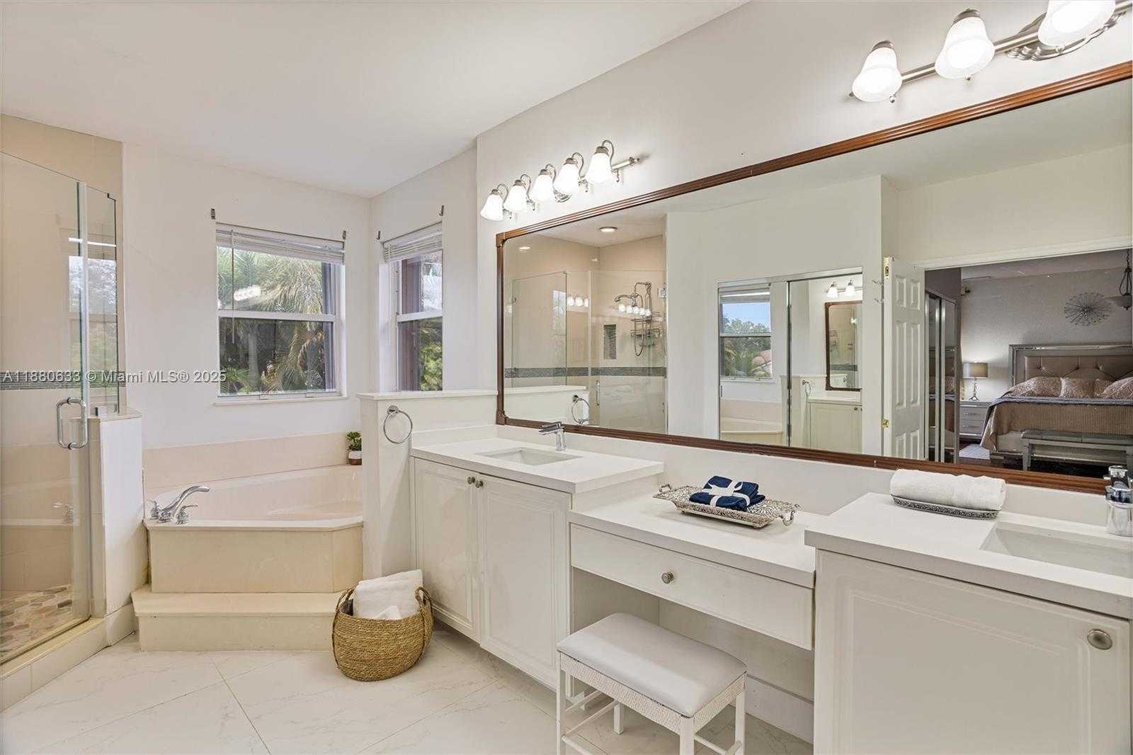 Small Image of 15998 SOUTH WEST 3RD ST, Pembroke Pines Number 36