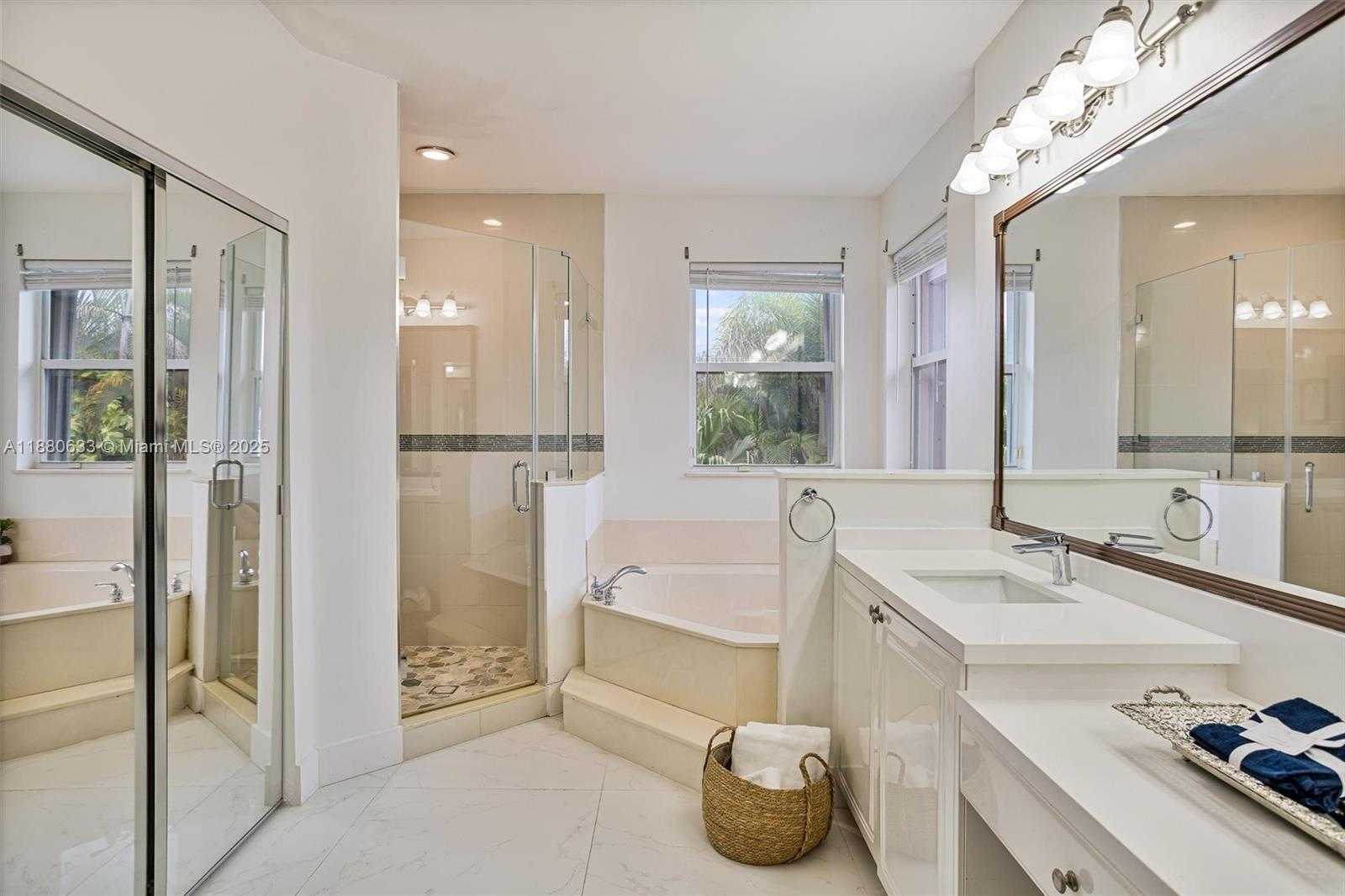 Small Image of 15998 SOUTH WEST 3RD ST, Pembroke Pines Number 37