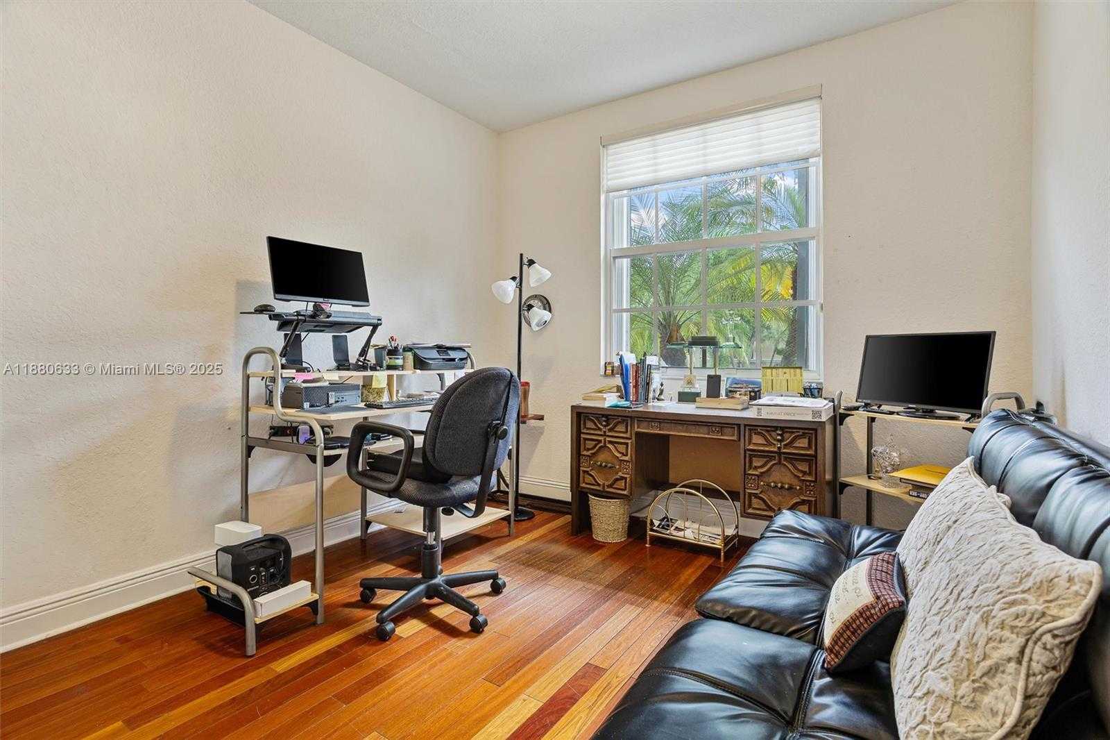 Small Image of 15998 SOUTH WEST 3RD ST, Pembroke Pines Number 41
