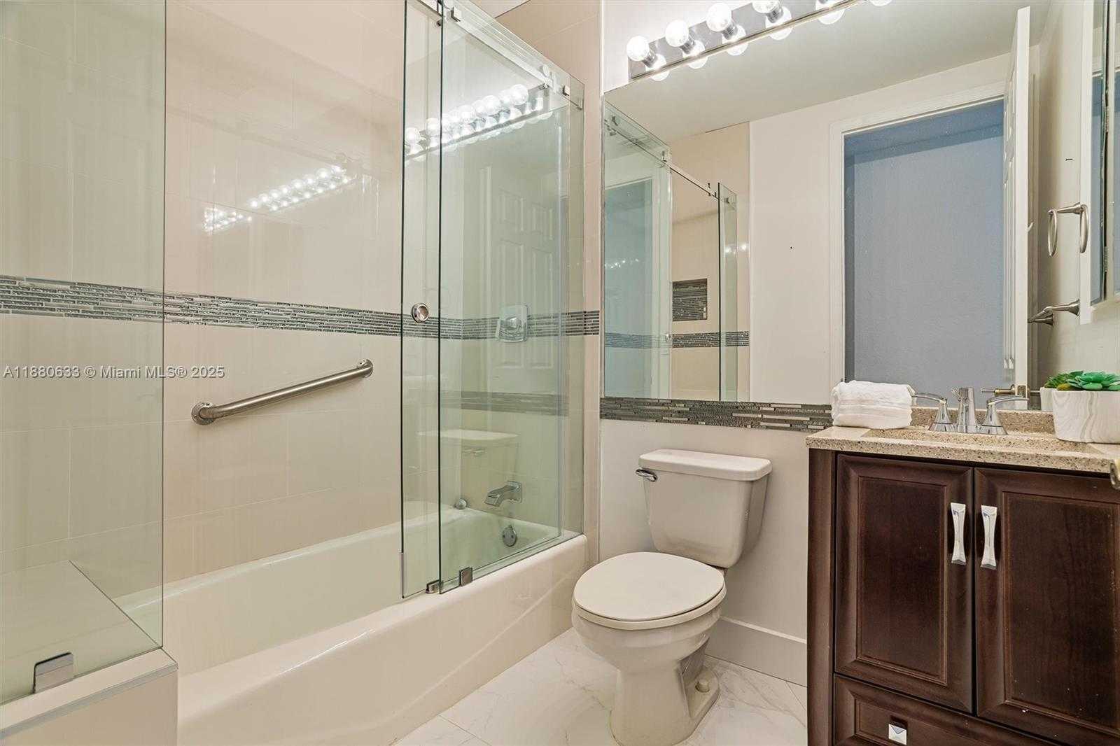 Small Image of 15998 SOUTH WEST 3RD ST, Pembroke Pines Number 42