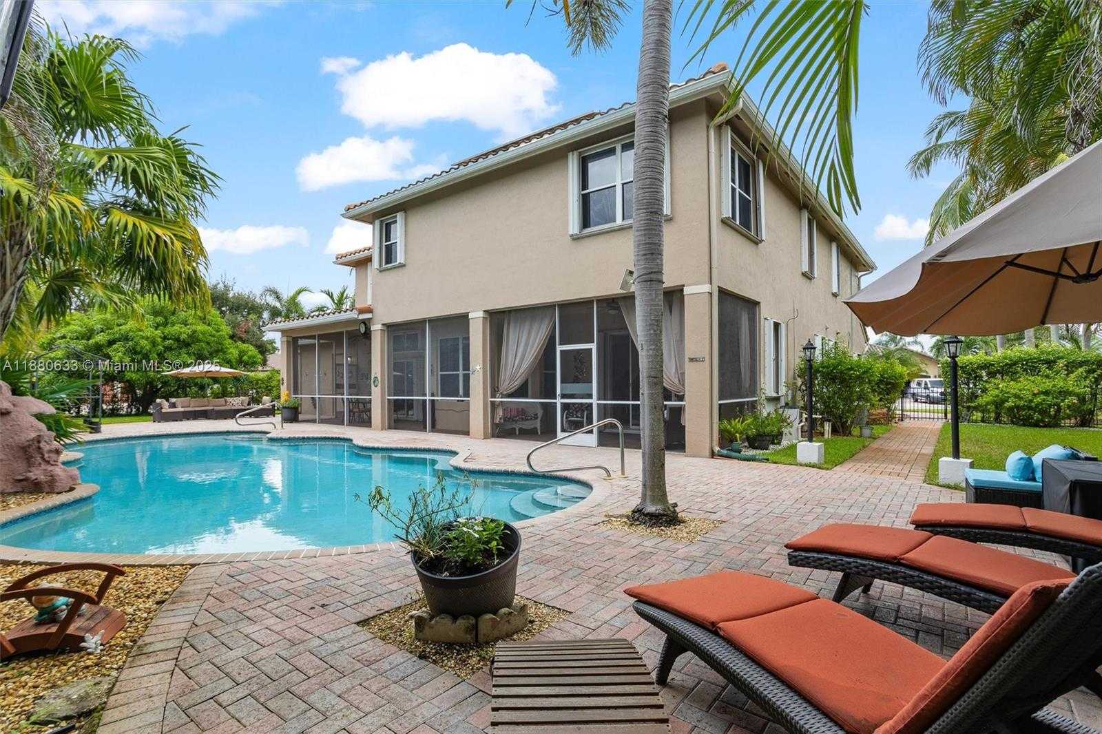 Small Image of 15998 SOUTH WEST 3RD ST, Pembroke Pines Number 44