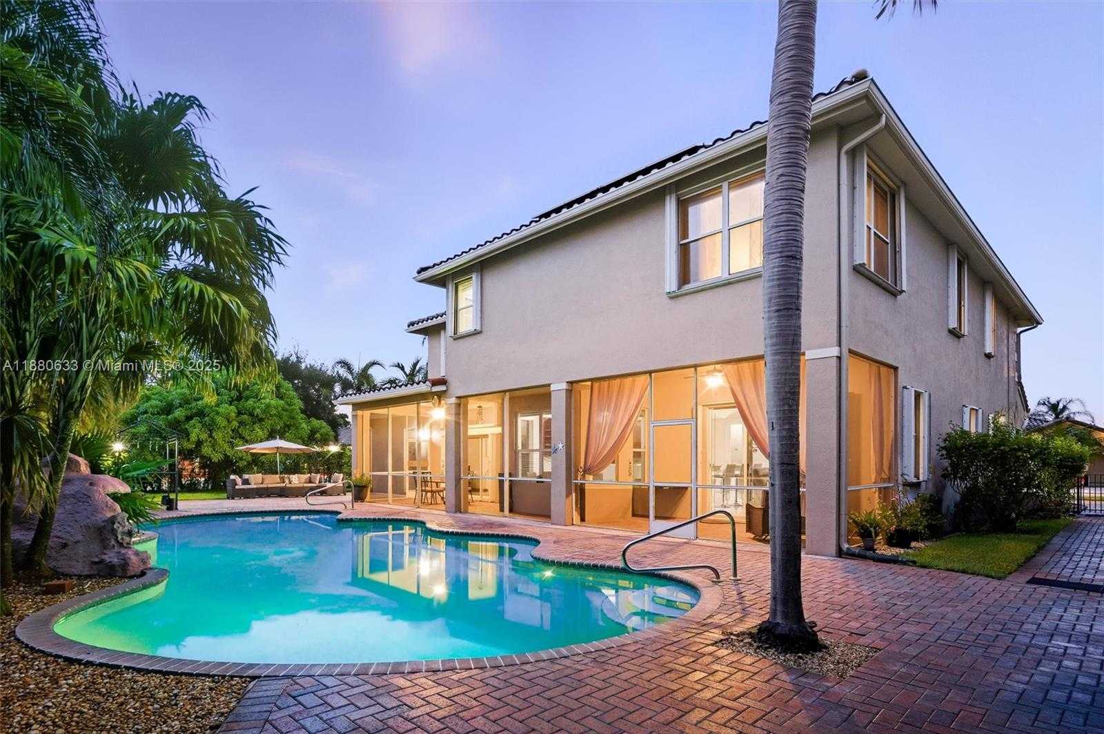 Small Image of 15998 SOUTH WEST 3RD ST, Pembroke Pines Number 45