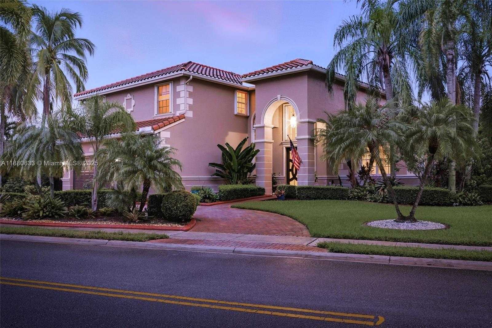 Small Image of 15998 SOUTH WEST 3RD ST, Pembroke Pines Number 7