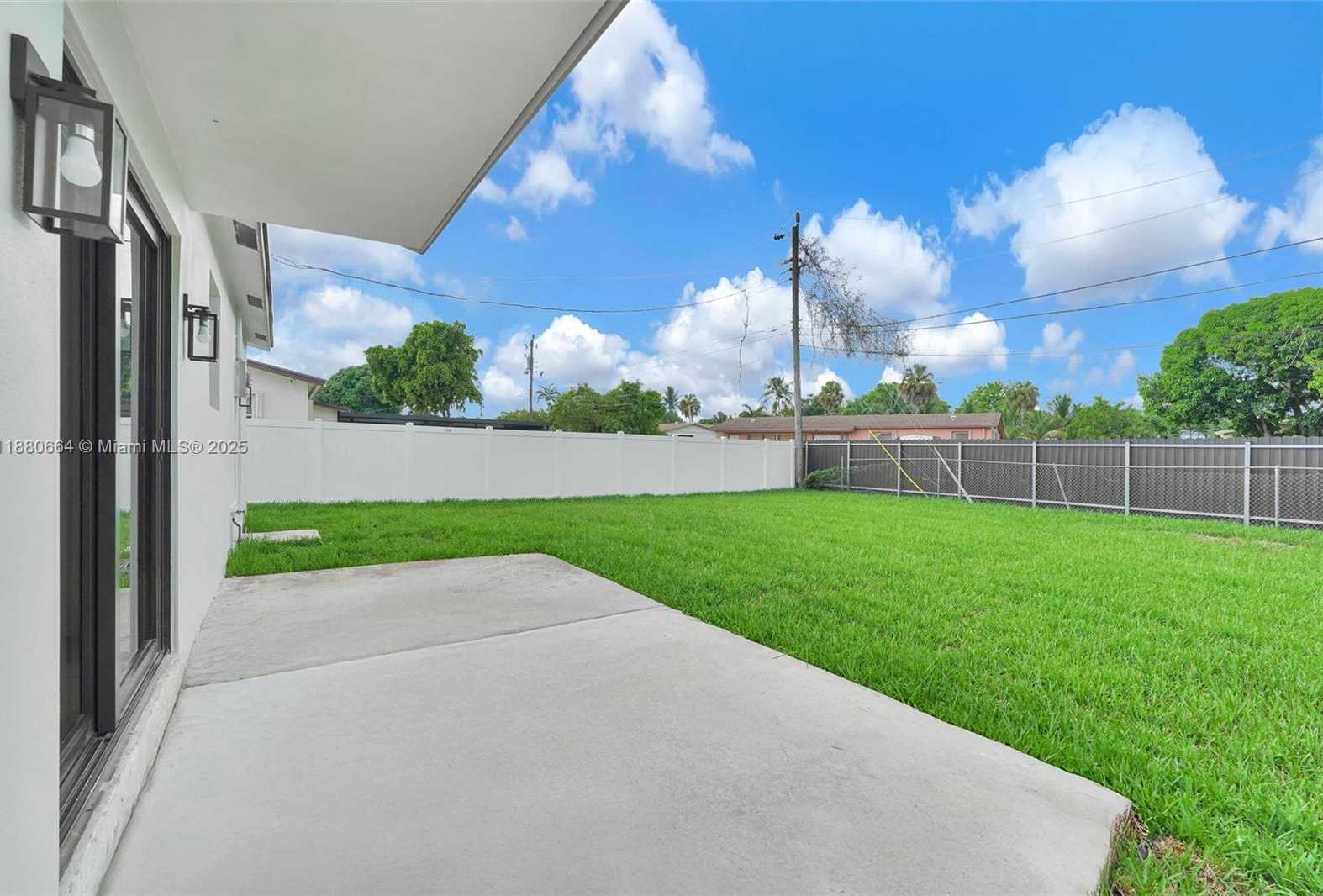 Small Image of 2225 NORTH WEST 195TH ST, Miami Gardens Number 8