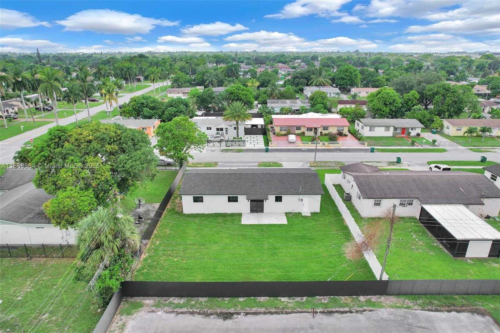 Small Image of 2225 NORTH WEST 195TH ST, Miami Gardens Number 9